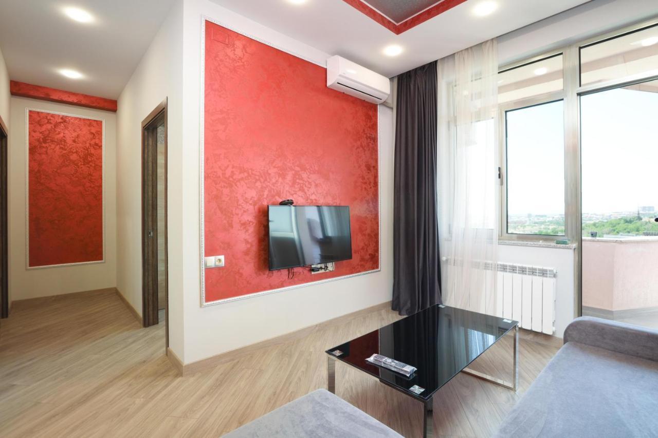 Stay Inn Apartments Near Dalma Garden Mall Yerevan Exterior photo