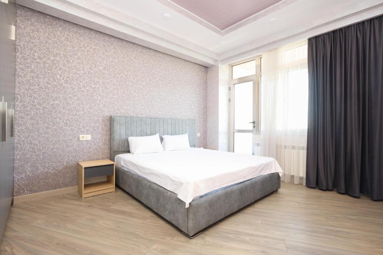 Stay Inn Apartments Near Dalma Garden Mall Yerevan Exterior photo