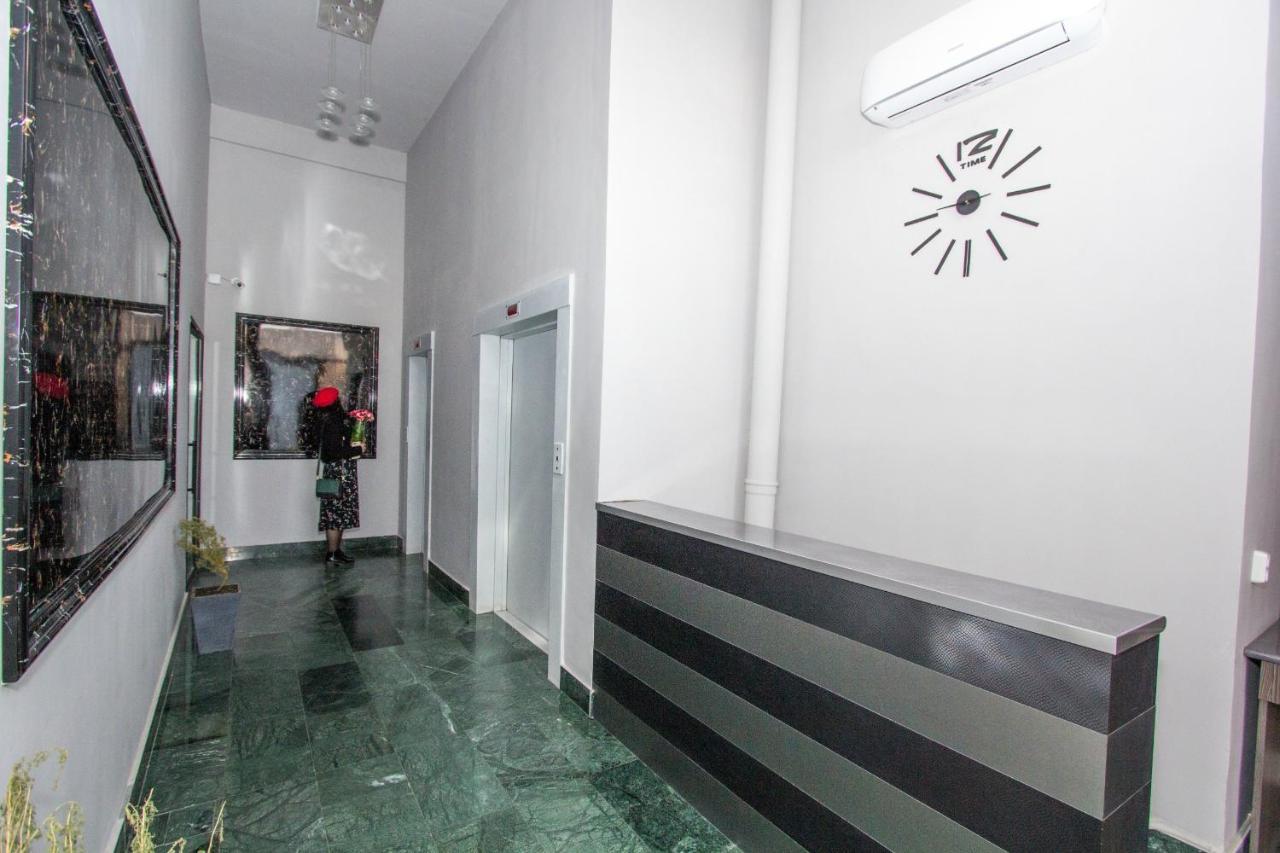 Stay Inn Apartments Near Dalma Garden Mall Yerevan Exterior photo